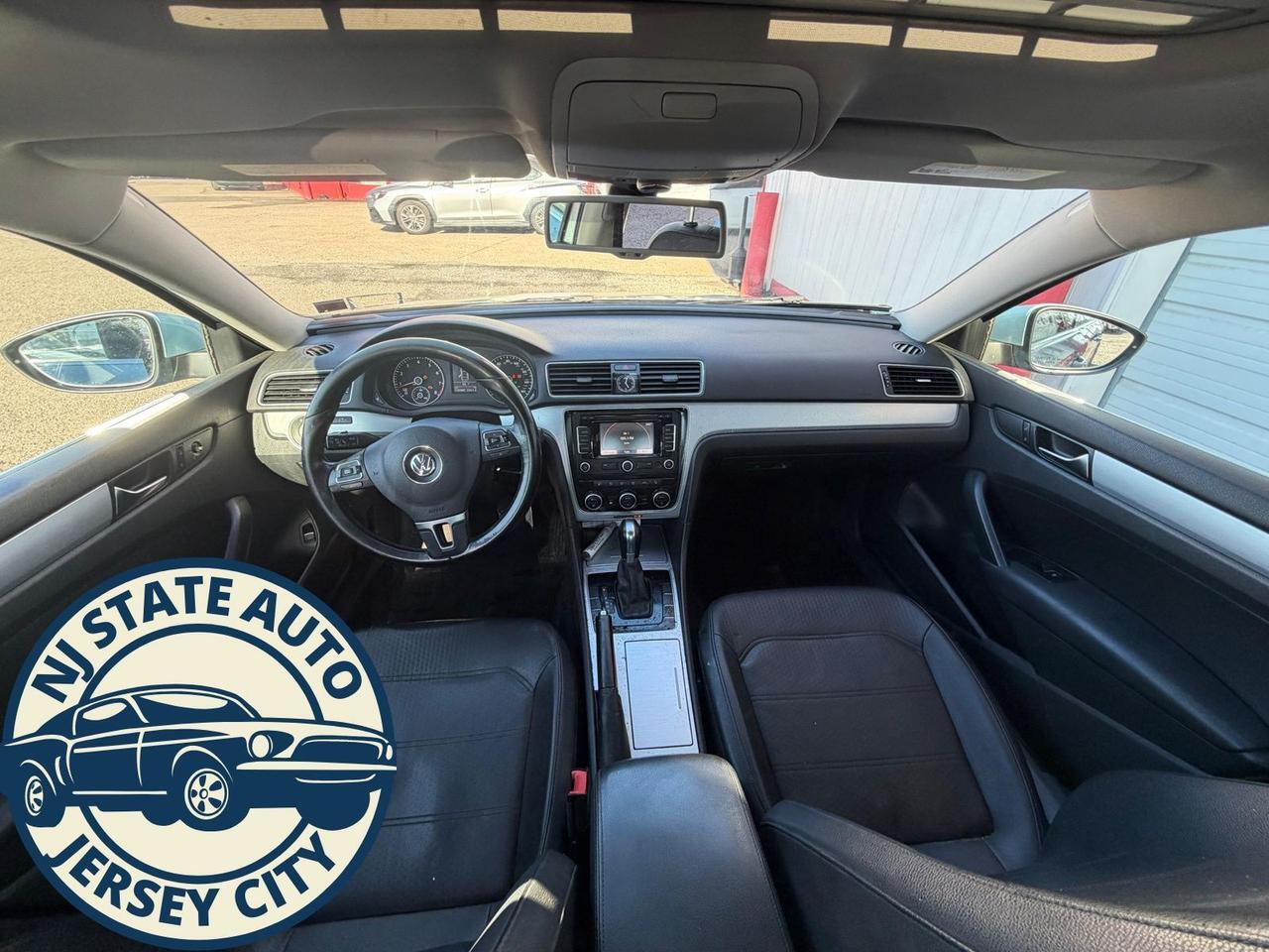 2012 Volkswagen Passat 2.5 SE