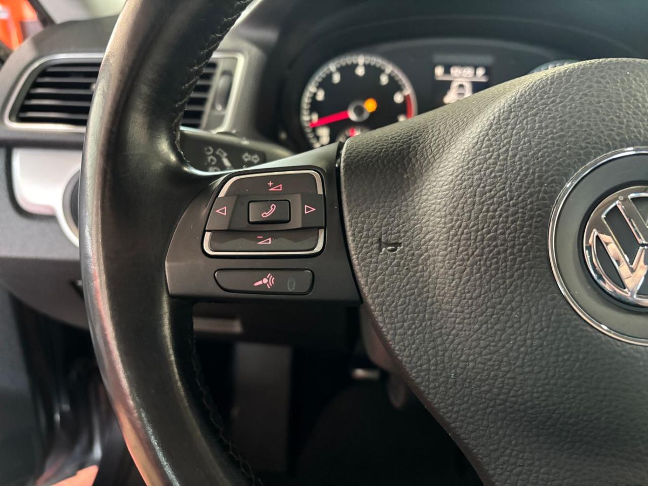2012 Volkswagen Passat 2.5L SE Franklin OH