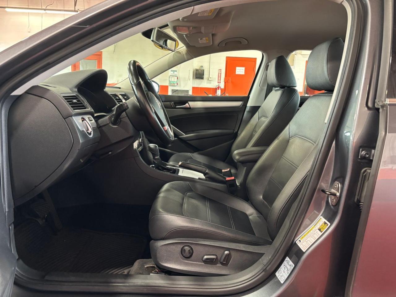 2012 Volkswagen Passat 2.5L SE Franklin OH