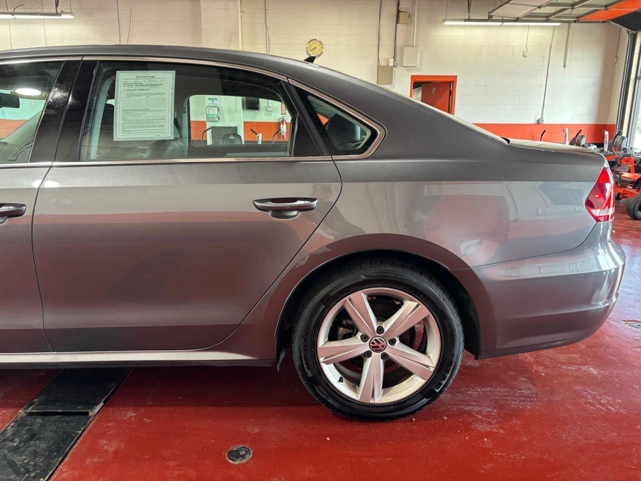 2012 Volkswagen Passat 2.5L SE Franklin OH