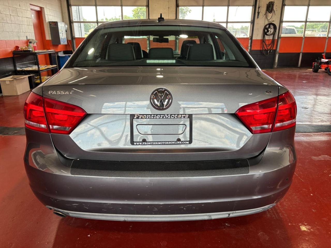 2012 Volkswagen Passat 2.5L SE Franklin OH