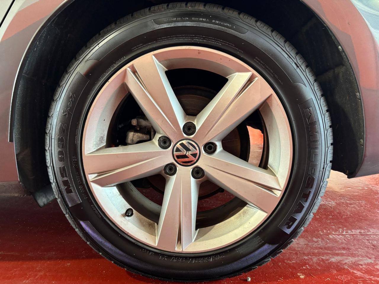 2012 Volkswagen Passat 2.5L SE Franklin OH
