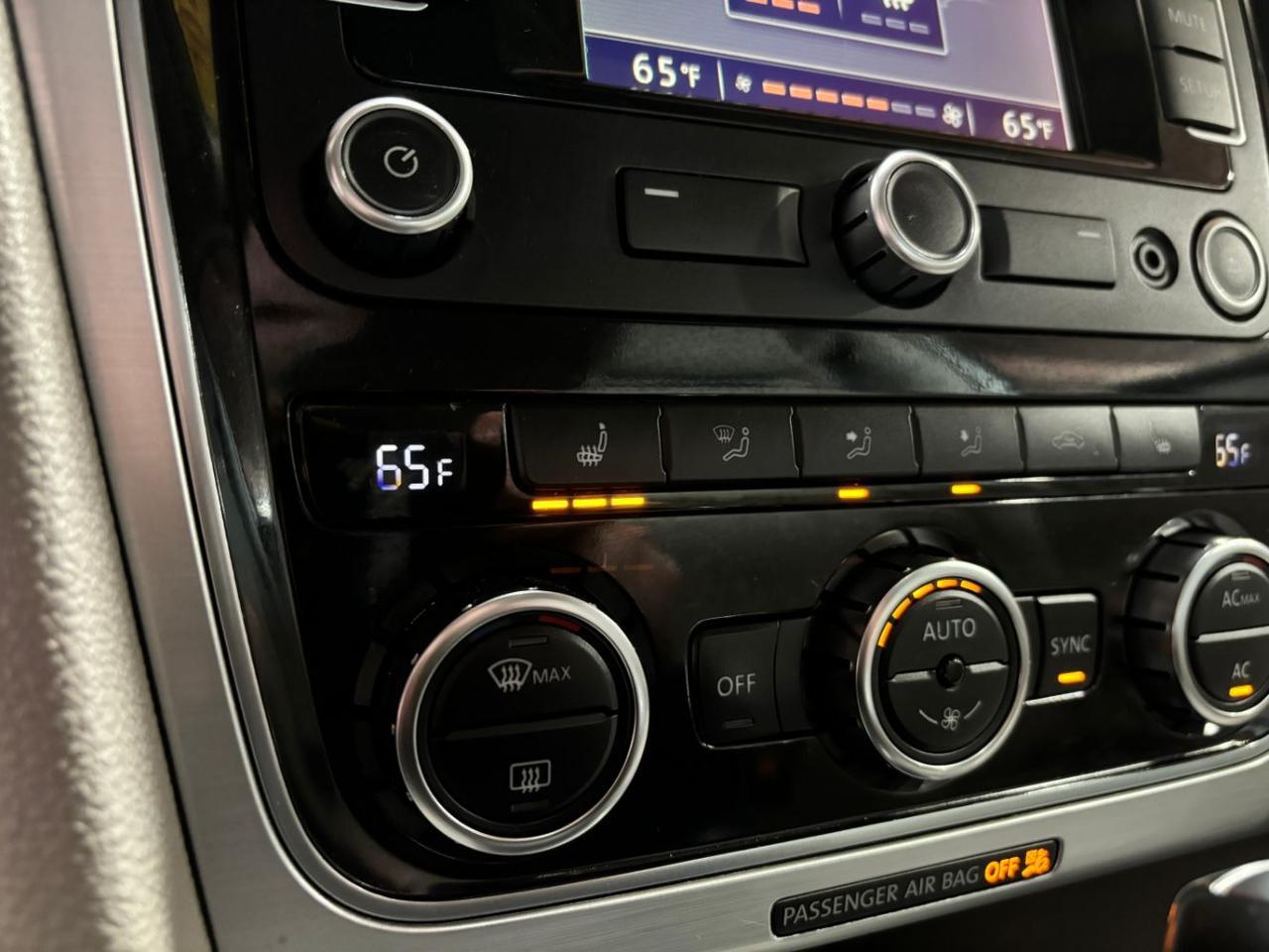 2012 Volkswagen Passat 2.5L SE Franklin OH