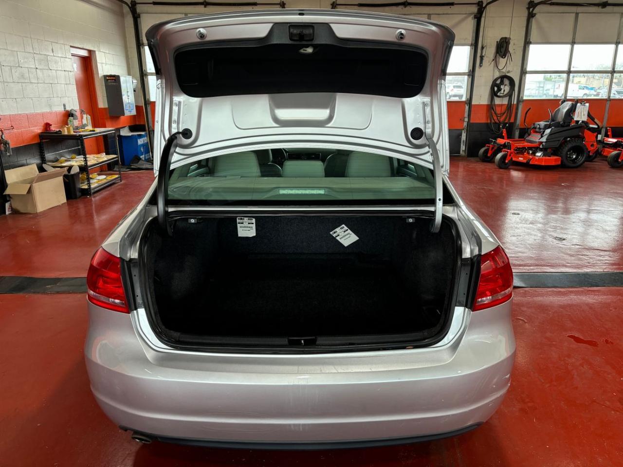 2012 Volkswagen Passat 2.5L SE Franklin OH