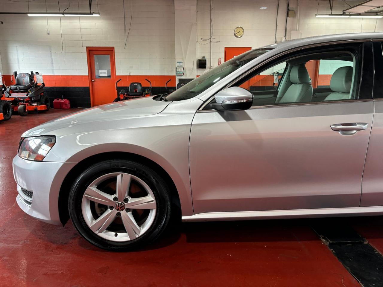 2012 Volkswagen Passat 2.5L SE Franklin OH