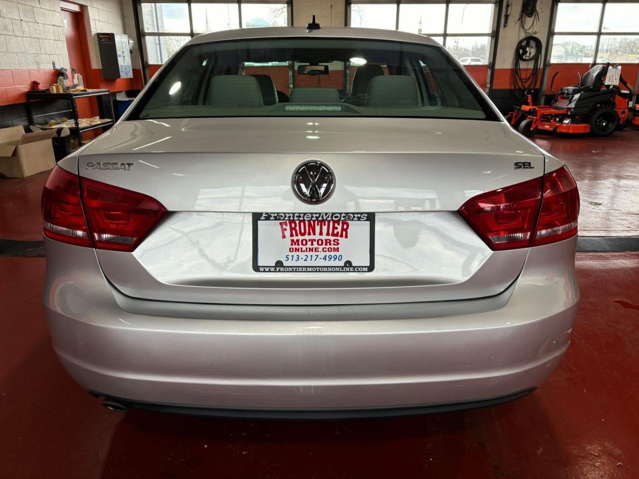 2012 Volkswagen Passat 2.5L SE Franklin OH