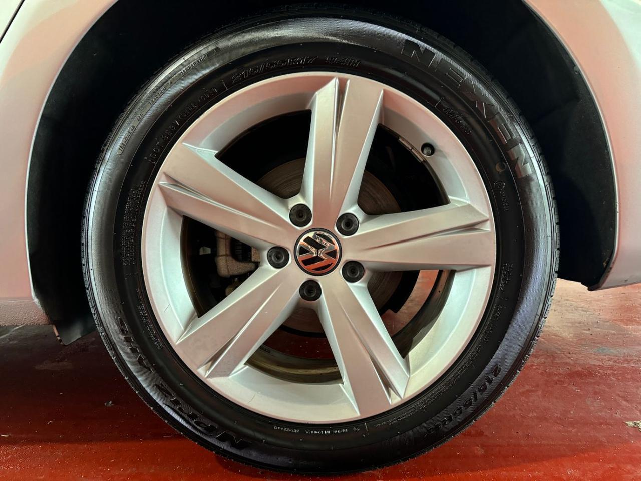 2012 Volkswagen Passat 2.5L SE Franklin OH