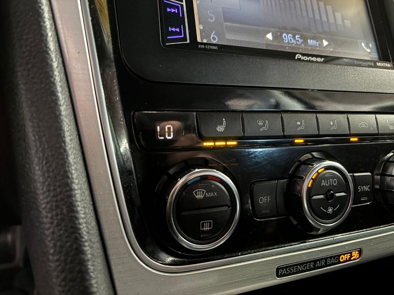 2012 Volkswagen Passat 2.5L SE Franklin OH