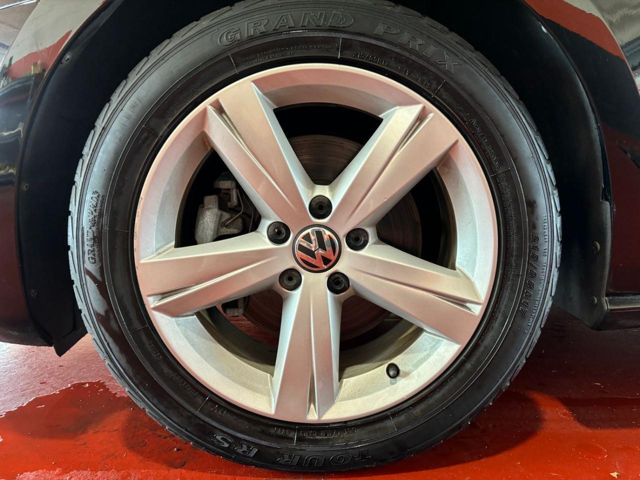 2012 Volkswagen Passat 2.5L SE Franklin OH