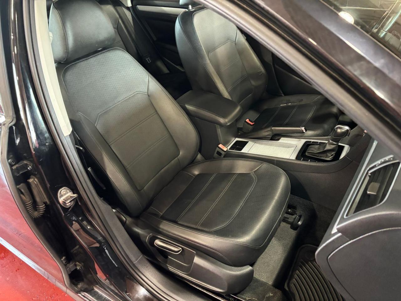 2012 Volkswagen Passat 2.5L SE Franklin OH