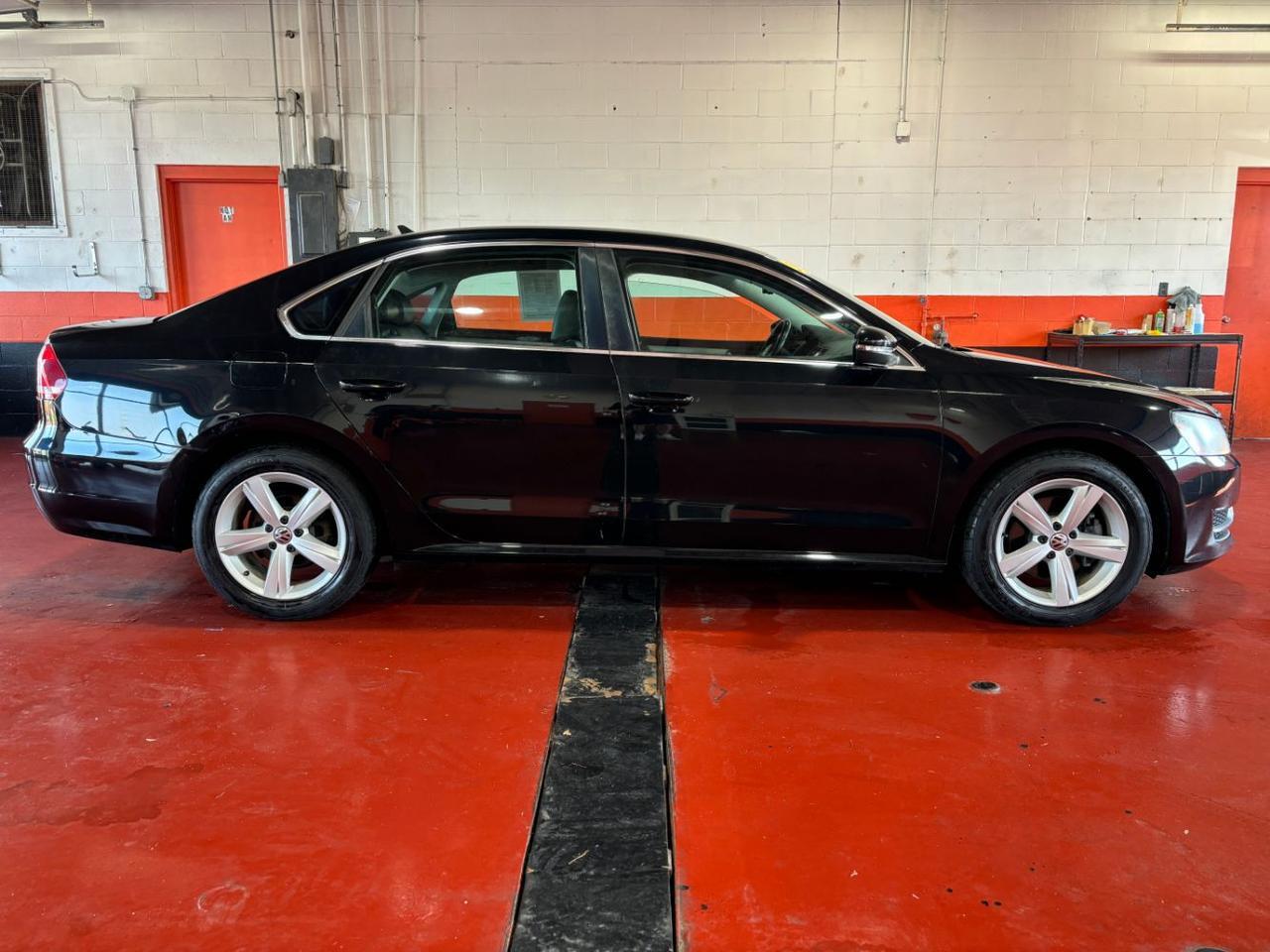 2012 Volkswagen Passat 2.5L SE