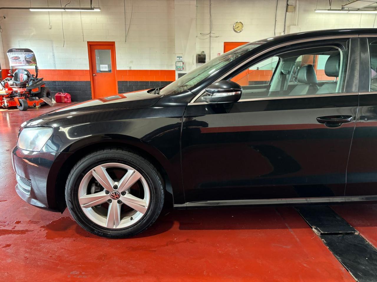 2012 Volkswagen Passat 2.5L SE Franklin OH