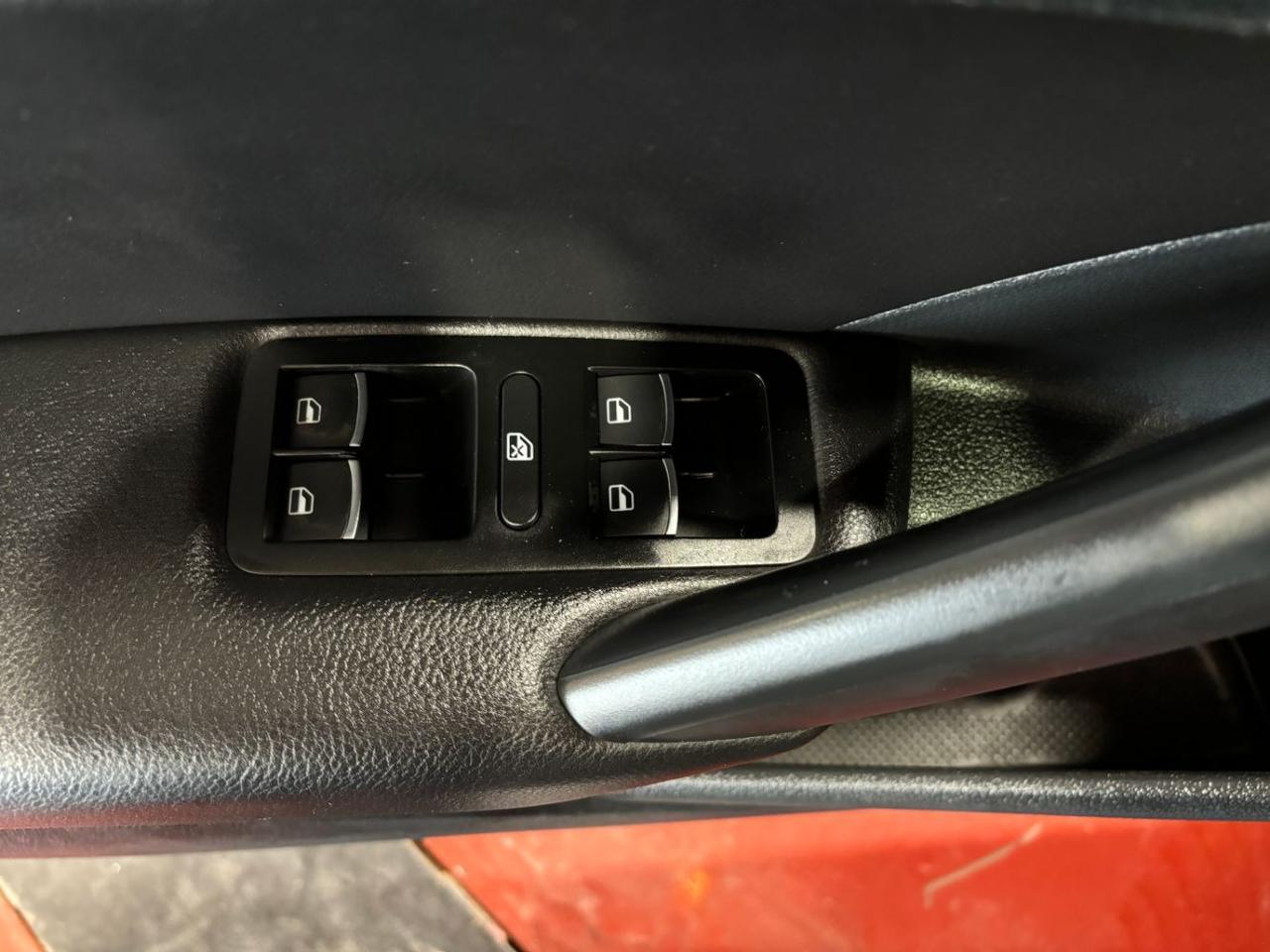 2012 Volkswagen Passat 2.5L SE Franklin OH