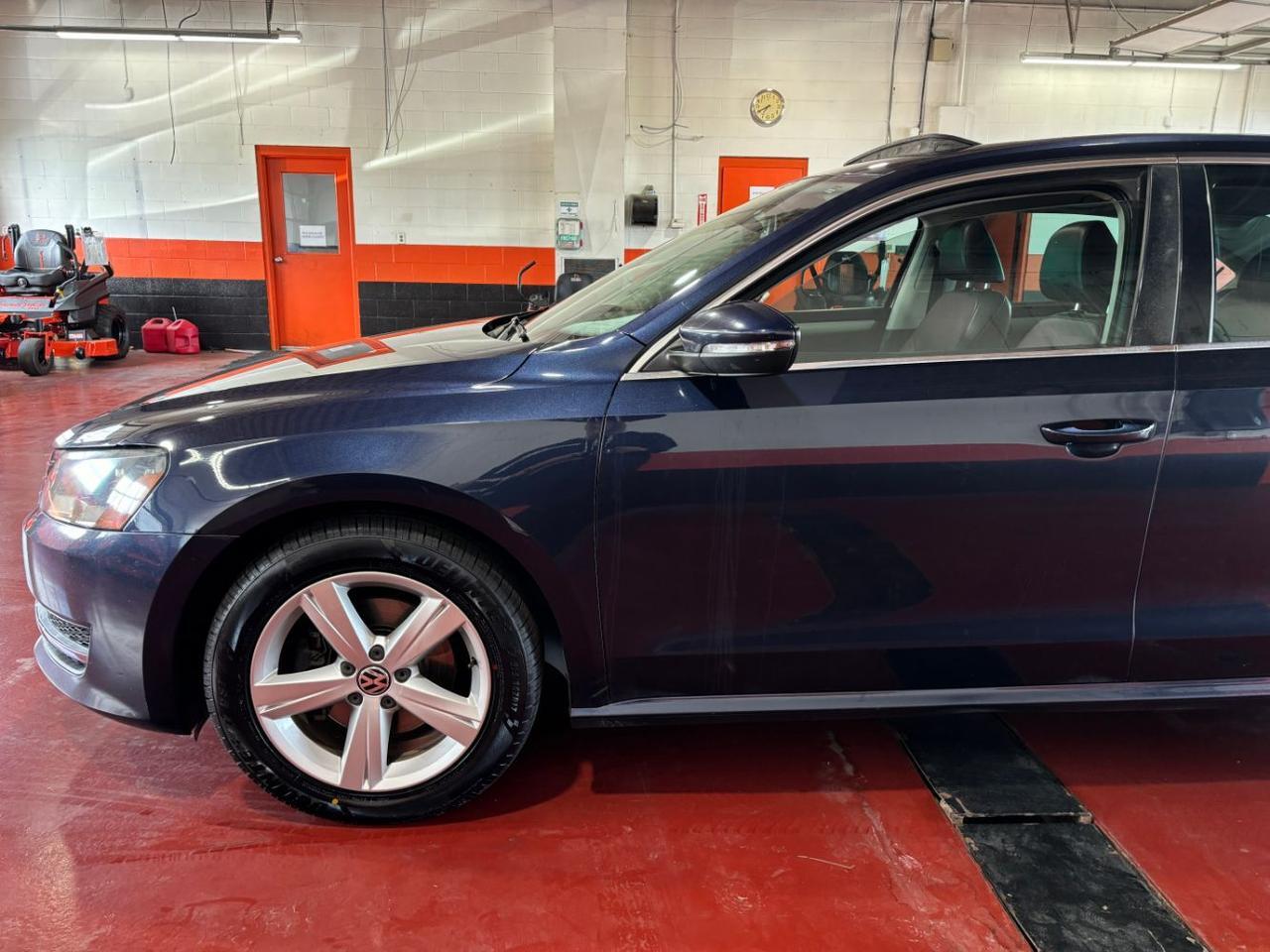 2012 Volkswagen Passat 2.5L SE Franklin OH