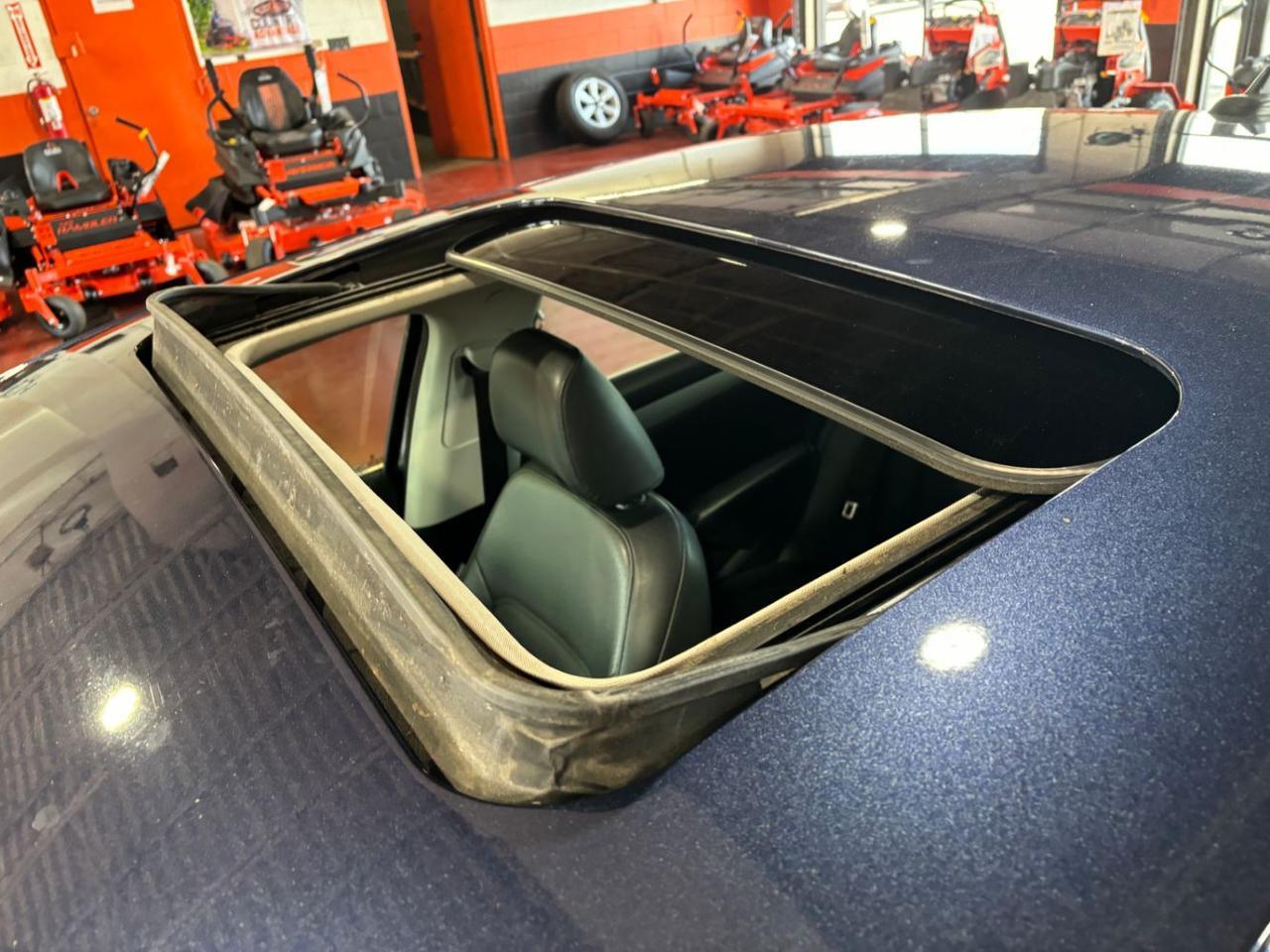 2012 Volkswagen Passat 2.5L SE Franklin OH