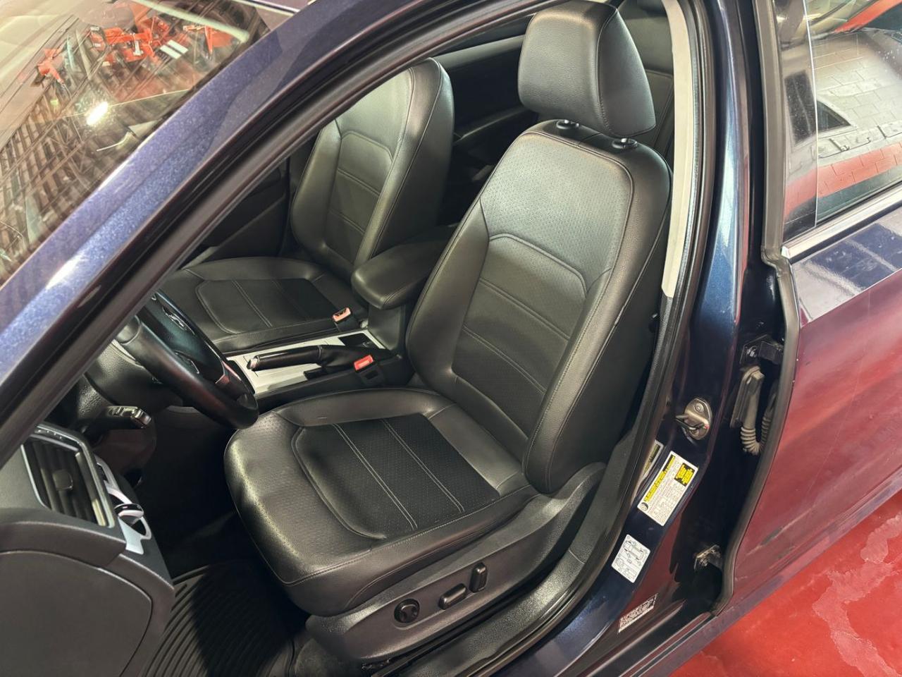 2012 Volkswagen Passat 2.5L SE Franklin OH