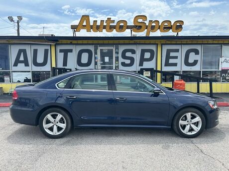 2012 Volkswagen Passat 2.5L SE Houston TX