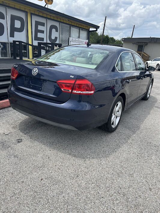 2012 Volkswagen Passat 2.5L SE Houston TX