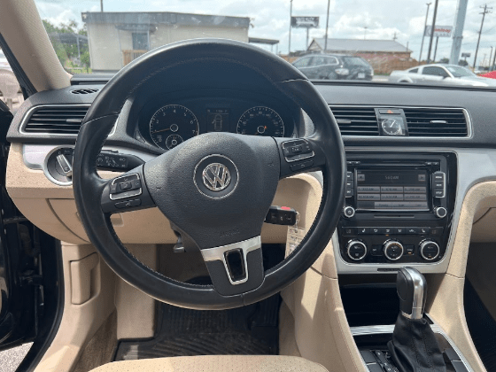 2012 Volkswagen Passat 2.5L SE Houston TX