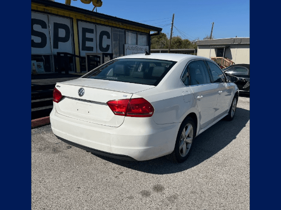 2012 Volkswagen Passat 2.5L SE Houston TX