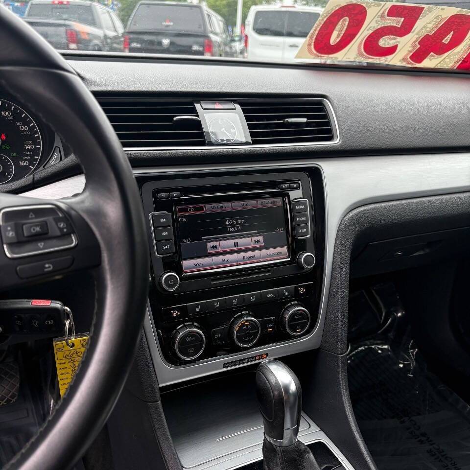 2012 Volkswagen Passat SE PZEV 4dr Sedan 6A Edison NJ