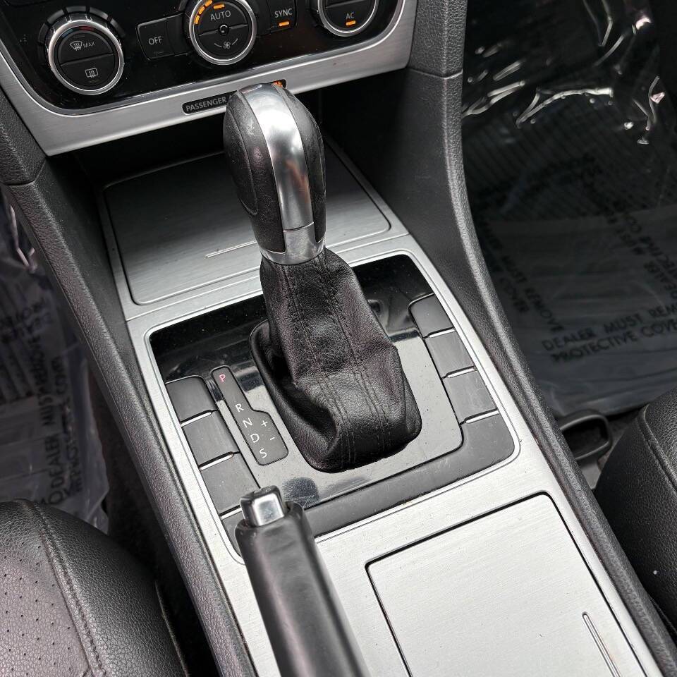 2012 Volkswagen Passat SE PZEV 4dr Sedan 6A Edison NJ