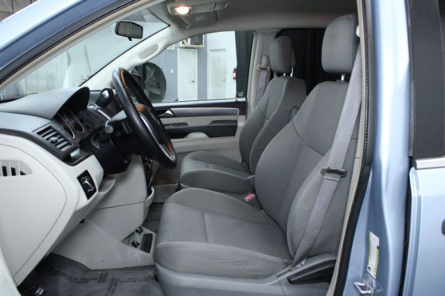 2012 Volkswagen Routan S Chantilly VA