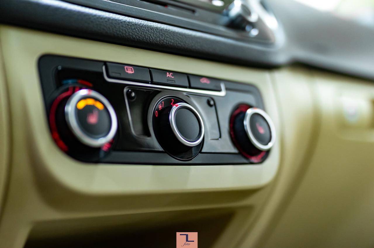 2012 Volkswagen Tiguan 4Motion Comfortline Leather Roof Nav Red Deer AB