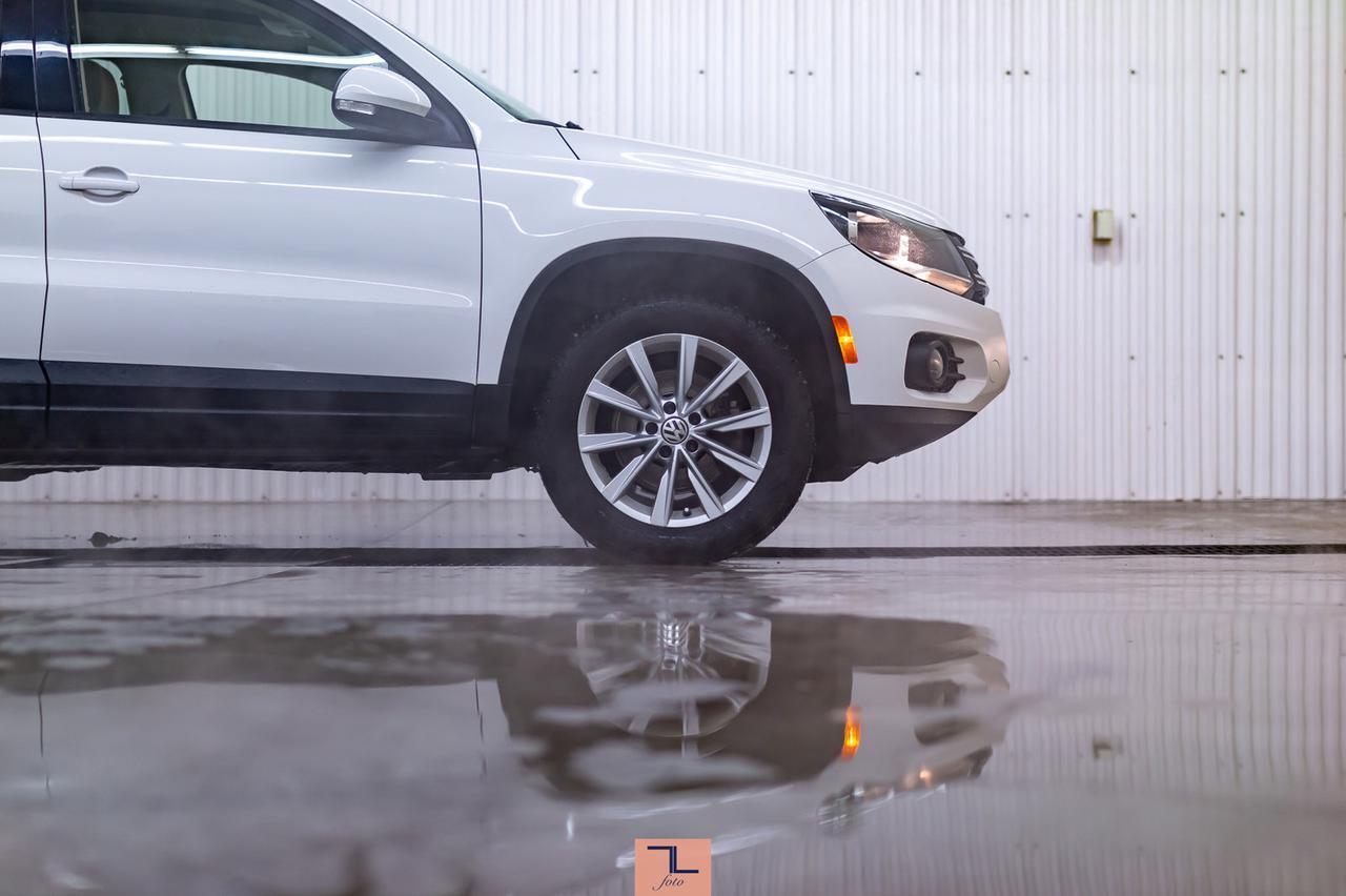 2012 Volkswagen Tiguan 4Motion Comfortline Leather Roof Nav Red Deer AB