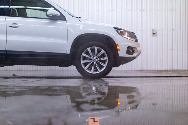 2012 Volkswagen Tiguan 4Motion Comfortline Leather Roof Nav Red Deer AB
