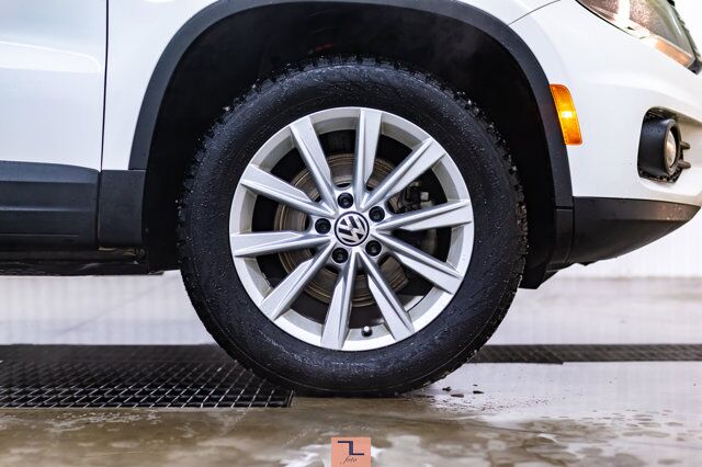 2012 Volkswagen Tiguan 4Motion Comfortline Leather Roof Nav Red Deer AB