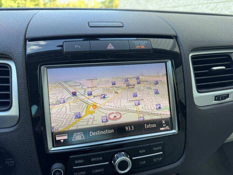 2012 Volkswagen Touareg Lux Willow Grove PA