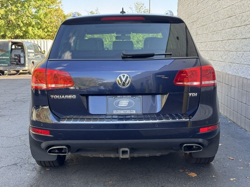 2012 Volkswagen Touareg Lux photo 12
