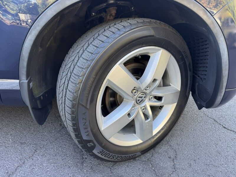2012 Volkswagen Touareg Lux Willow Grove PA