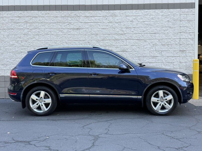 2012 Volkswagen Touareg Lux photo 15