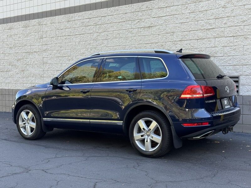 2012 Volkswagen Touareg Lux Willow Grove PA