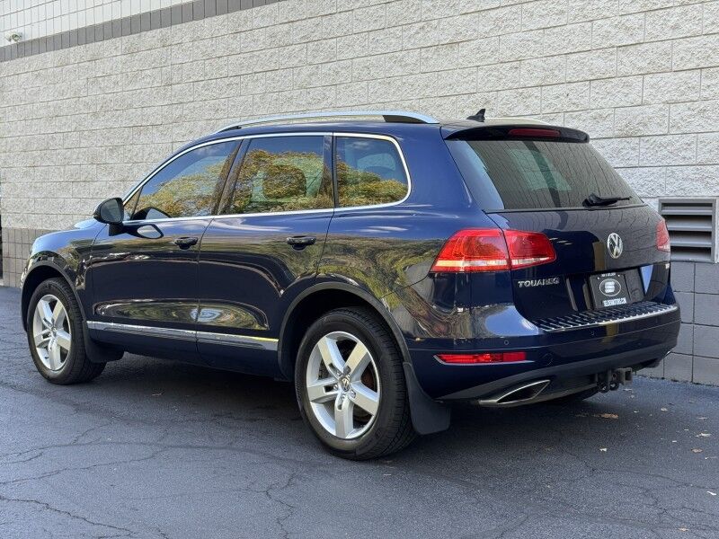 2012 Volkswagen Touareg Lux photo 11