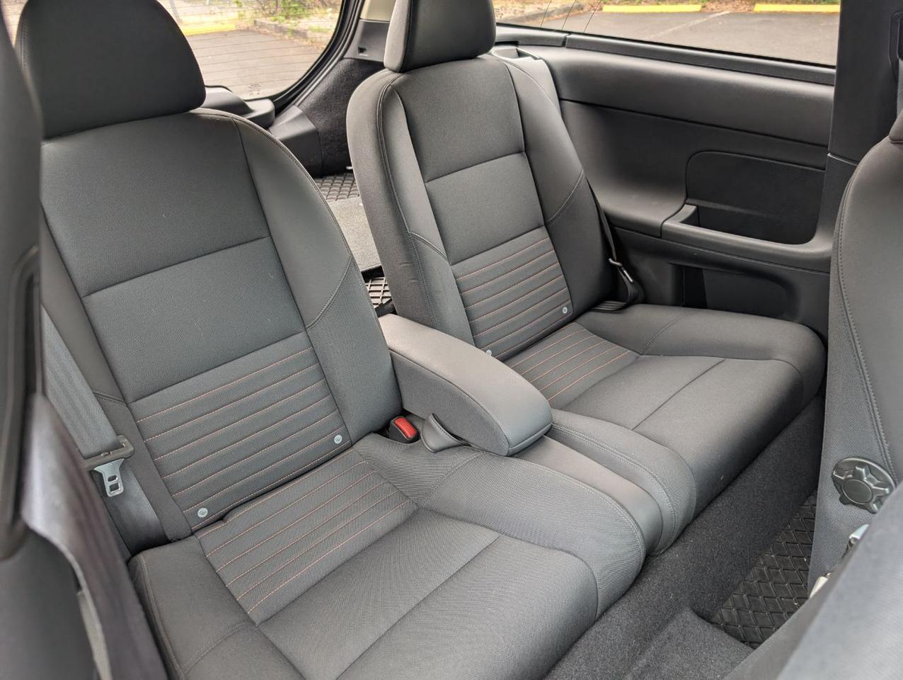 2012 Volvo C30 T5 6-MT Premier PLUS w/High Performance Audio, Moon Roof & Heated Seats Portland OR