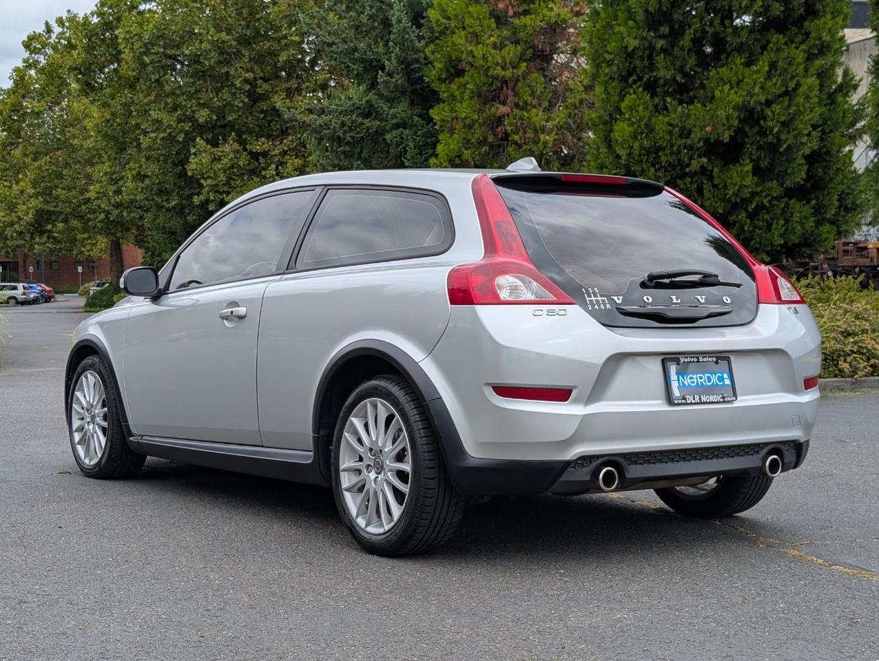 2012 Volvo C30 T5 6-MT Premier PLUS w/High Performance Audio, Moon Roof & Heated Seats Portland OR