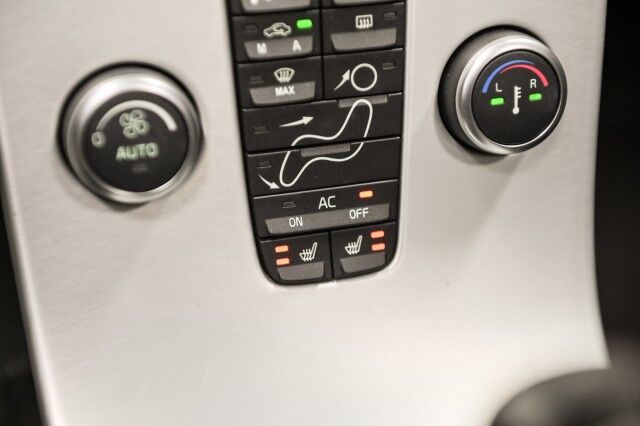 2012 Volvo C70 T5 2dr Convertible Chicago IL