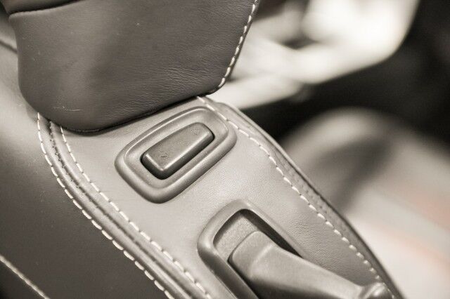 2012 Volvo C70 T5 2dr Convertible Chicago IL