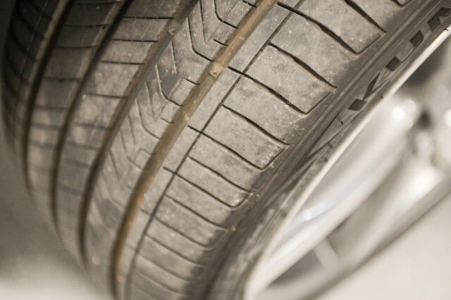 2012 Volvo C70 T5 2dr Convertible Chicago IL