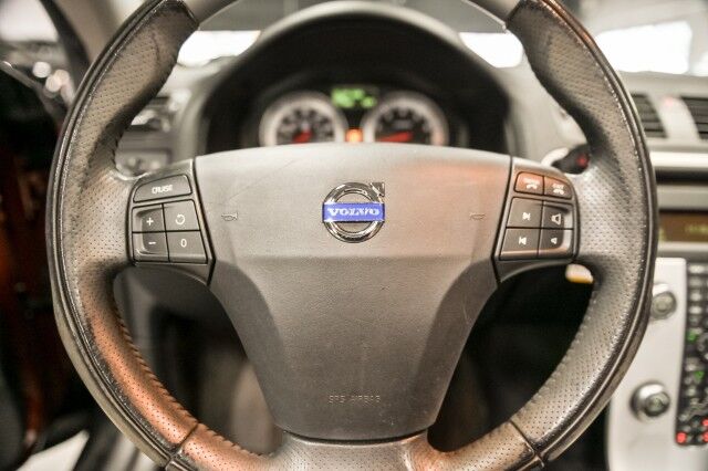 2012 Volvo C70 T5 2dr Convertible Chicago IL