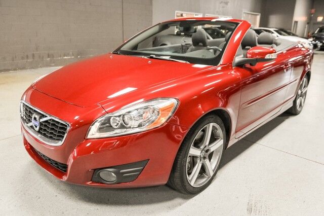 2012 Volvo C70 T5 2dr Convertible Chicago IL