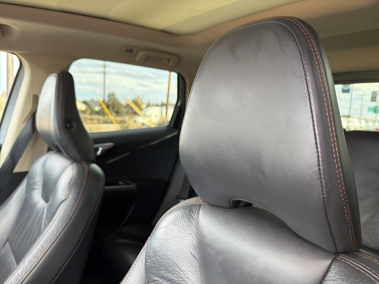 2012 Volvo XC60 T6 Bend OR