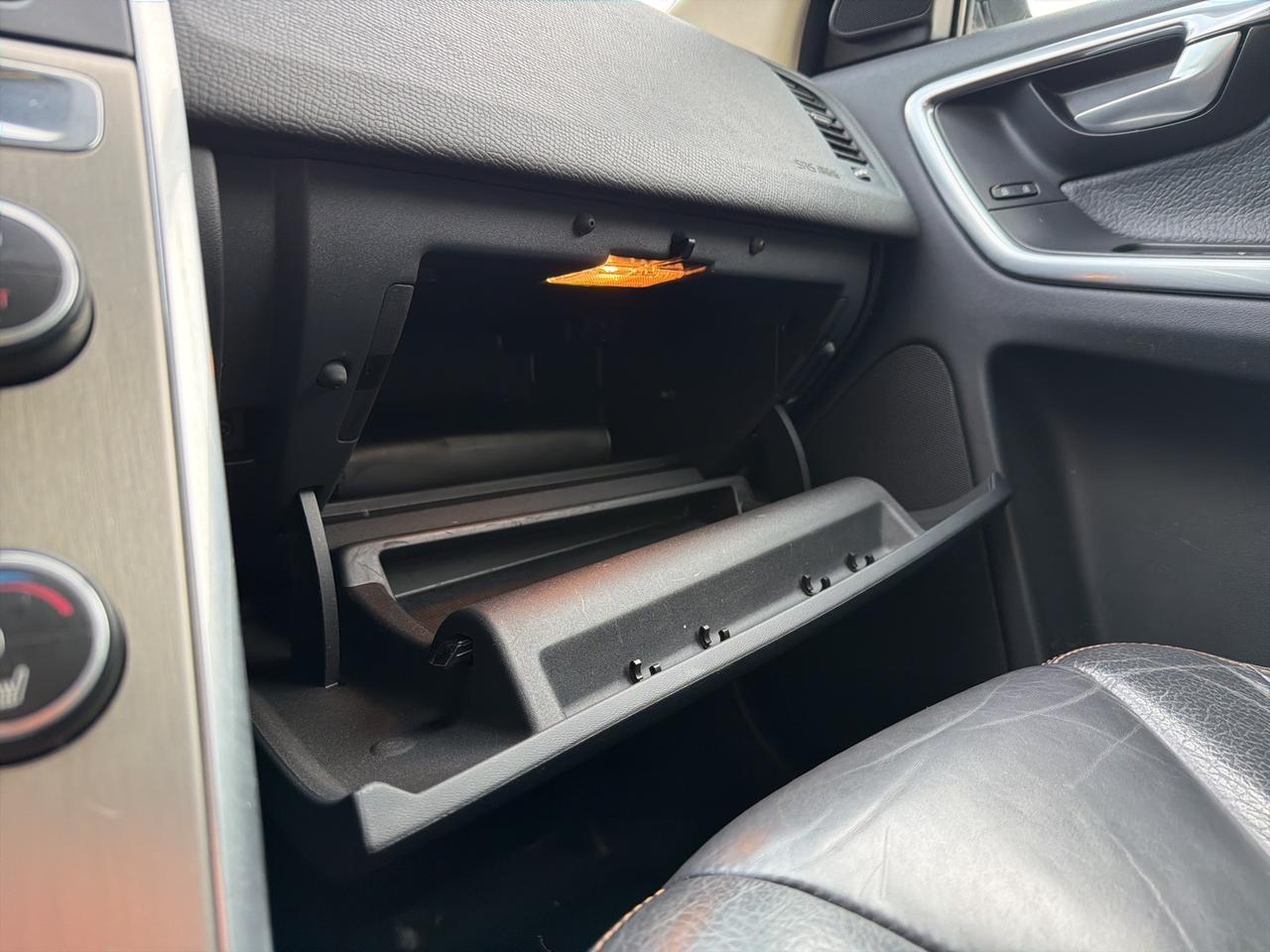 2012 Volvo XC60 T6 Bend OR