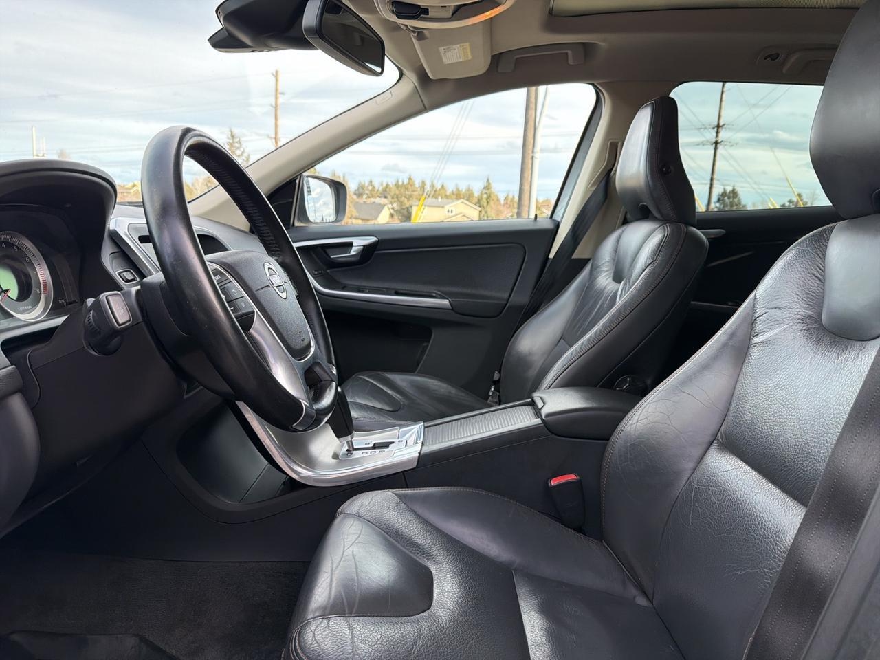 2012 Volvo XC60 T6 Bend OR