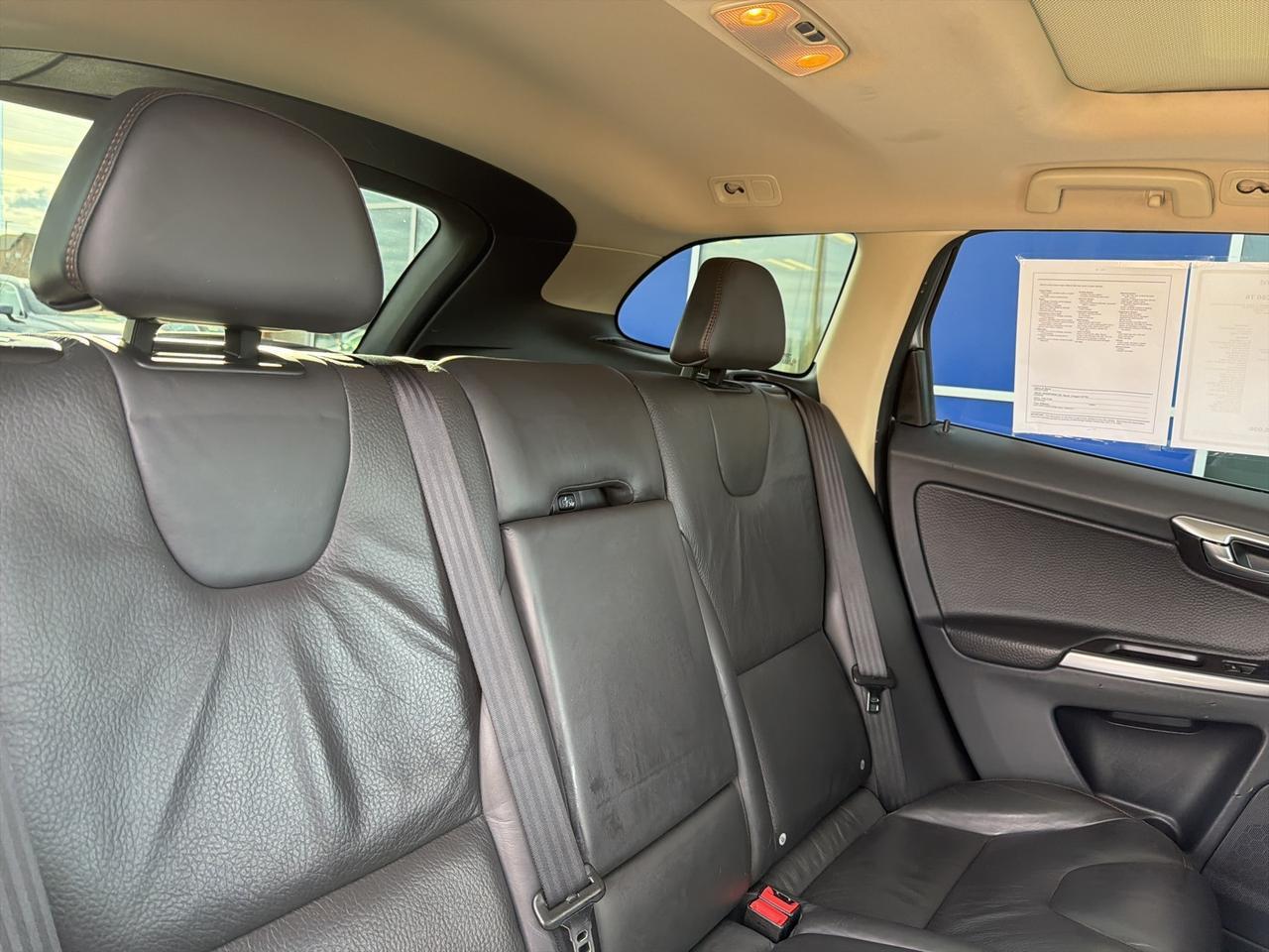 2012 Volvo XC60 T6 Bend OR