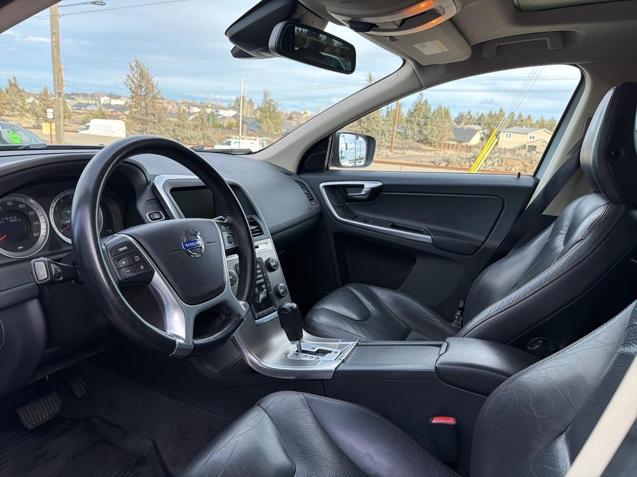 2012 Volvo XC60 T6 Bend OR