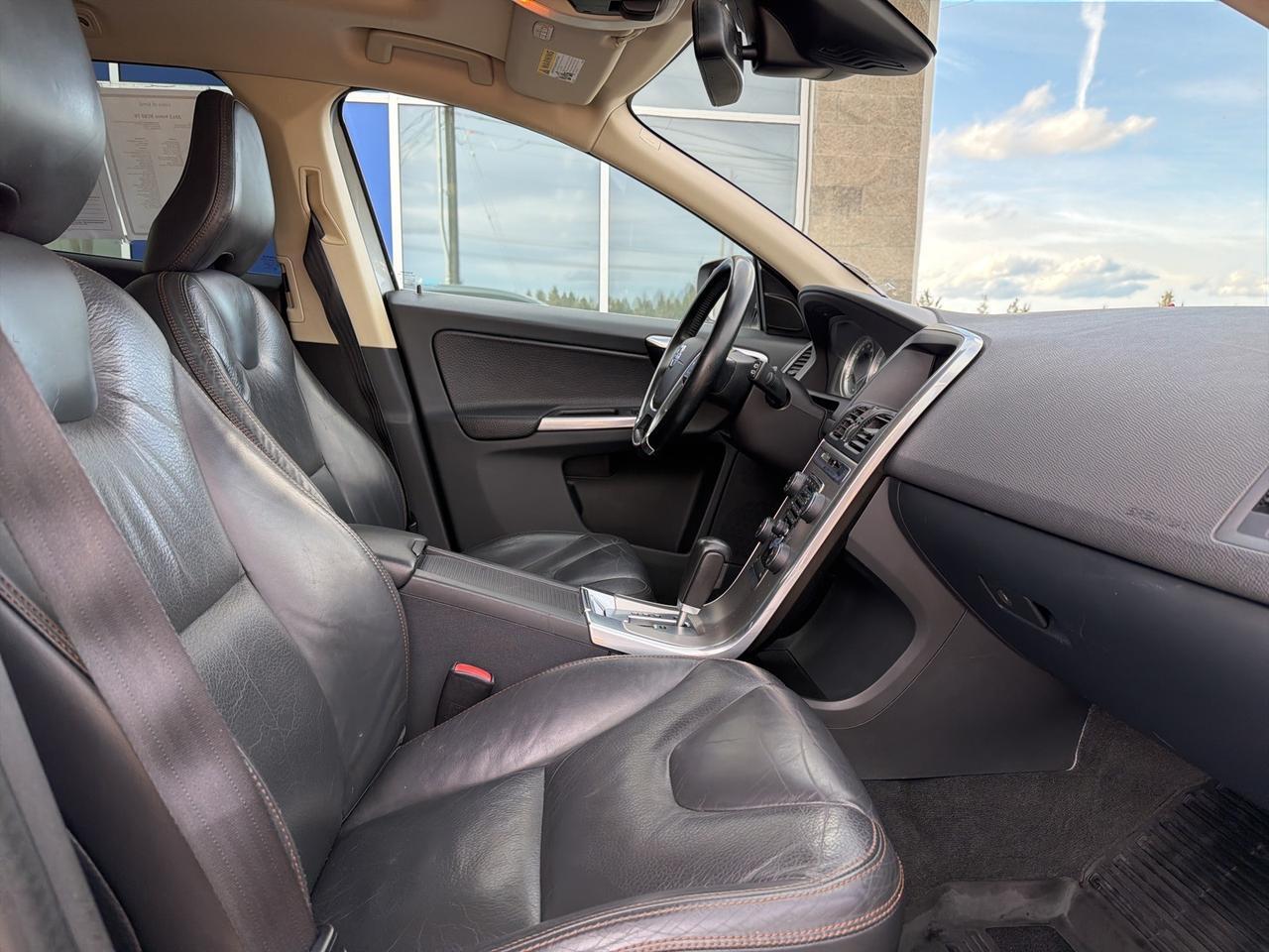 2012 Volvo XC60 T6 Bend OR